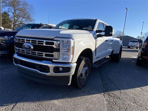 Used 2025 Ford F350 XLT image 37