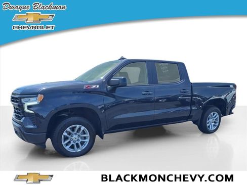 Used 2022 Chevrolet Silverado 1500 RST w/ Z71 Off-Road Package image 7