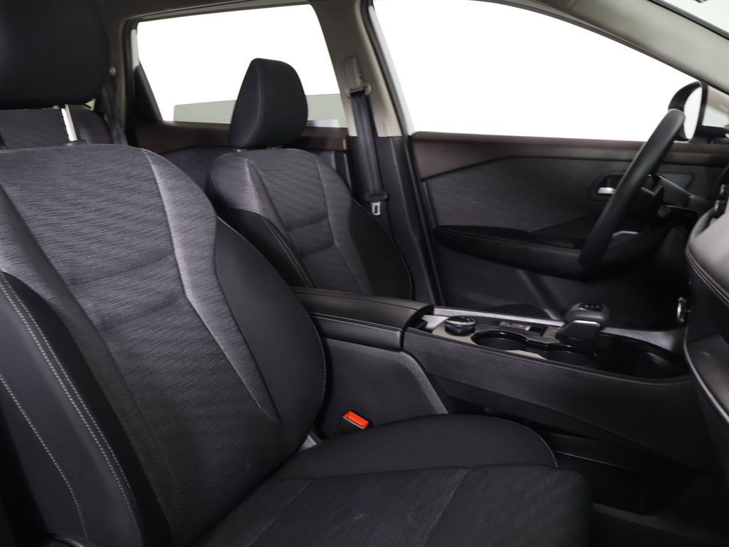 Used 2023 Nissan Rogue SV AWD/4WD image 27