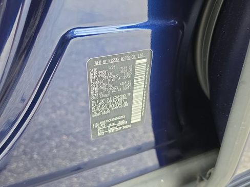 Certified 2025 Nissan Armada Platinum Reserve RWD image 35