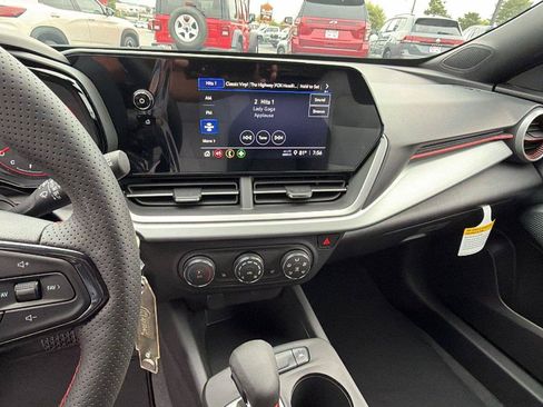 New 2026 Chevrolet Trax RS FWD image 5