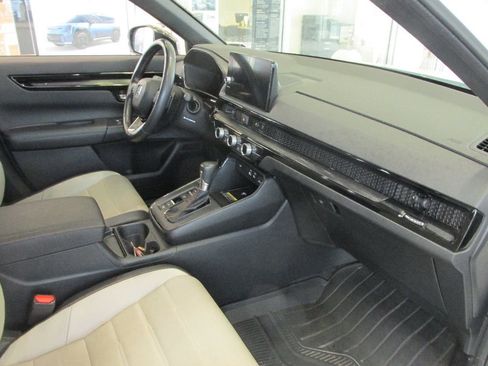Used 2023 Honda CR-V Sport Touring image 31
