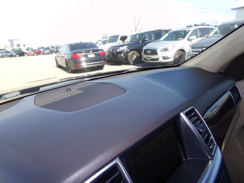 Used 2014 Mercedes-Benz ML 350 2WD image 48