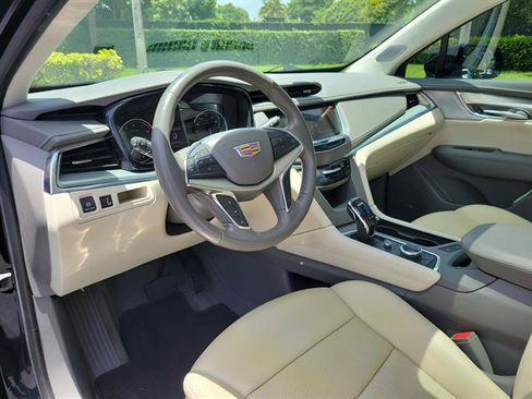 Certified 2023 Cadillac XT5 Premium Luxury FWD image 35