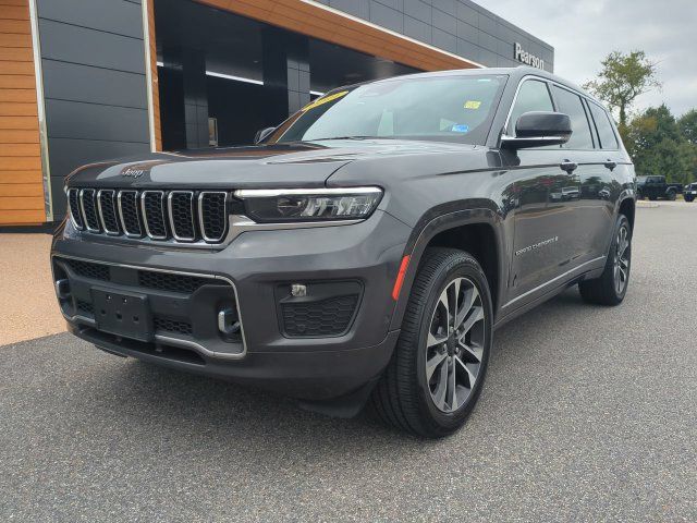 Used 2021 Jeep Grand Cherokee L Overland w/ Luxury Tech Group IV AWD/4WD image 8