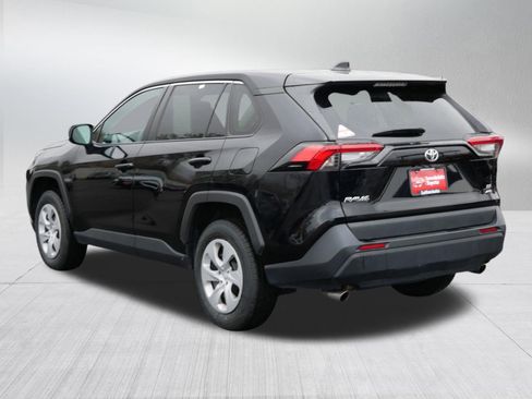 Certified 2024 Toyota RAV4 LE AWD/4WD image 5