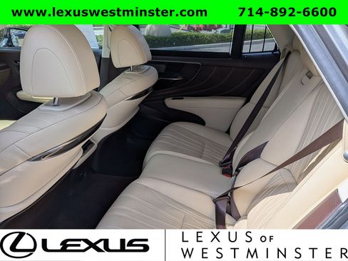 Used 2018 Lexus LS 500 w/ Luxury Package RWD image 13