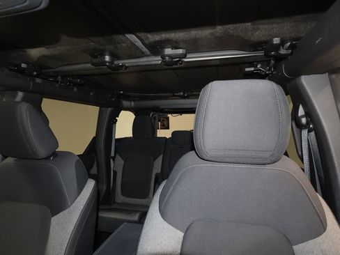 Used 2025 Ford Bronco Big Bend image 18