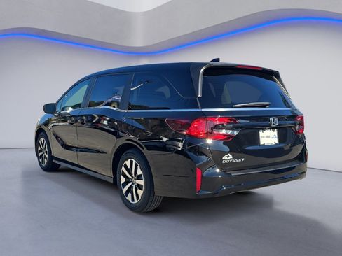 New 2026 Honda Odyssey EX-L image 3