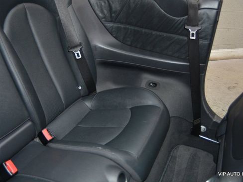 Used 2005 Mercedes-Benz CLK 320 Cabriolet image 28