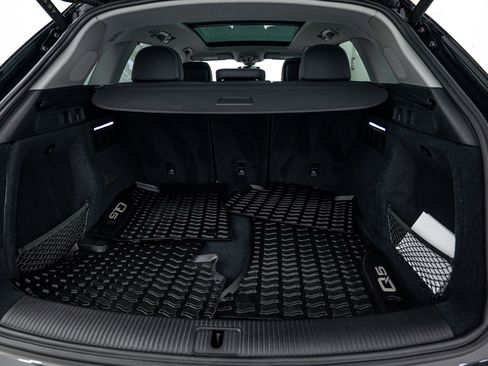 Certified 2025 Audi Q5 2.0T Premium Plus image 11