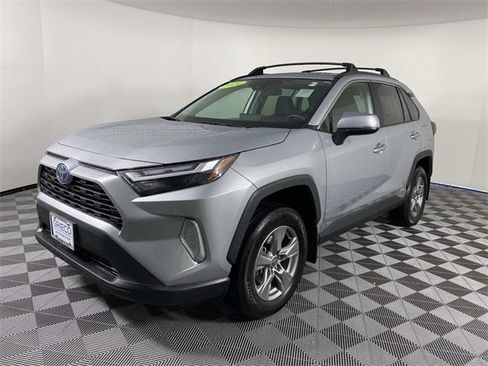 Used 2024 Toyota RAV4 XLE image 4