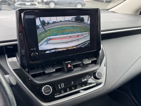 Used 2024 Toyota Corolla LE FWD image 22