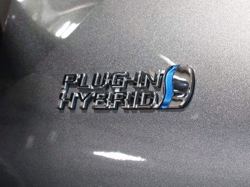 Used 2020 Toyota Prius Prime XLE image 8