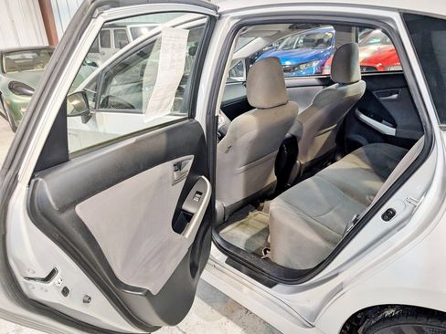 Used 2015 Toyota Prius Three image 17