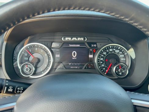Used 2024 RAM 1500 Laramie RWD image 26