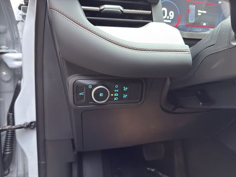 New 2026 Ford Explorer Active w/ Active Comfort Package image 17