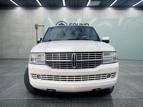 Used 2012 Lincoln Navigator 4WD image 8