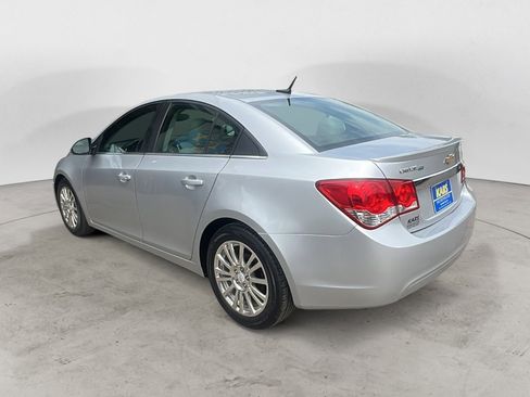 Used 2012 Chevrolet Cruze Eco FWD image 4