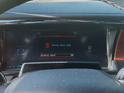 Used 2023 Lincoln Navigator Reserve image 11