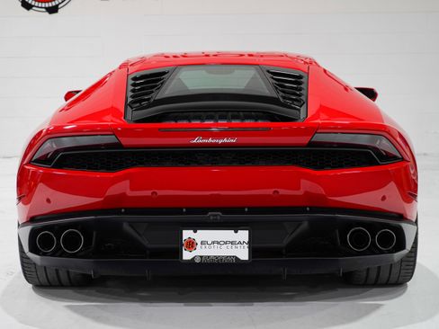 Used 2015 Lamborghini Huracan LP 610-4 AWD/4WD image 3