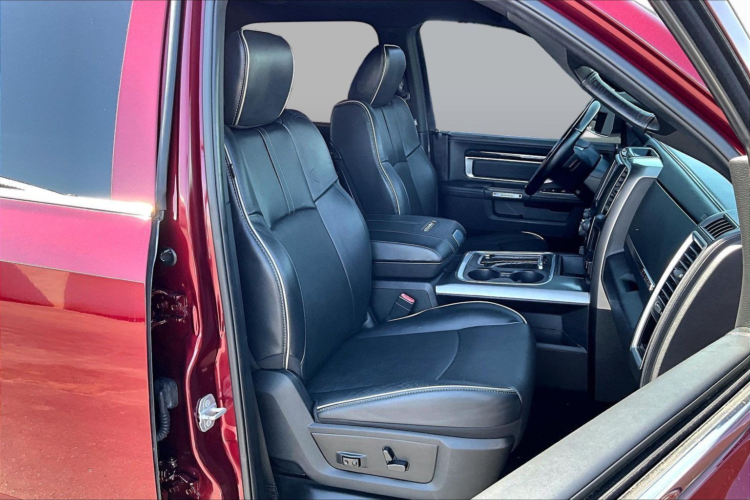 Used 2018 RAM 1500 Limited RWD image 7