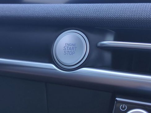 New 2026 Hyundai Tucson Limited image 37