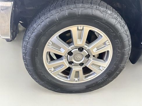 Used 2014 Toyota Tundra 1794 Edition image 39