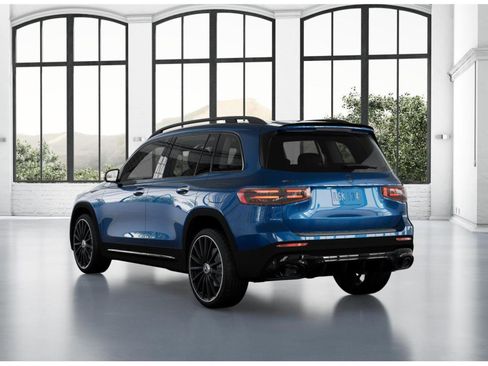 New 2025 Mercedes-Benz GLB 35 AMG 4MATIC image 28