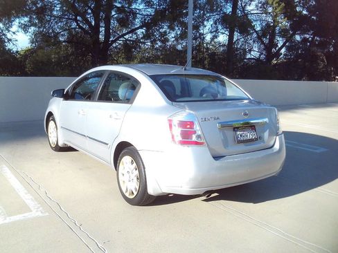 Used 2010 Nissan Sentra 2.0 S image 5
