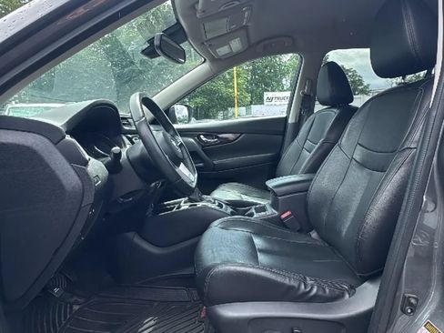 Used 2018 Nissan Rogue SL AWD/4WD image 10