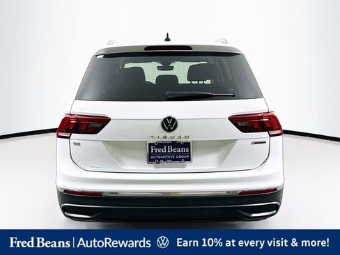 Used 2022 Volkswagen Tiguan SE AWD/4WD image 7
