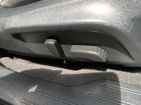 Used 2019 Subaru Outback 2.5i Limited AWD/4WD image 56