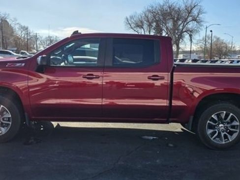 Used 2022 Chevrolet Silverado 1500 RST image 4