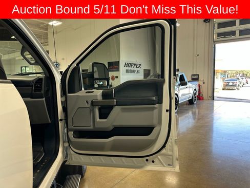 Used 2022 Ford F450 Limited w/ FX4 Off-Road Package AWD/4WD image 42