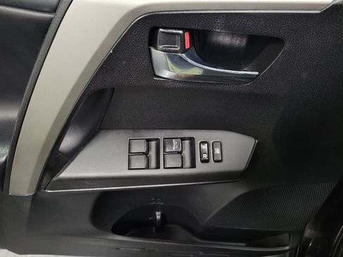 Used 2018 Toyota RAV4 XLE AWD/4WD image 26