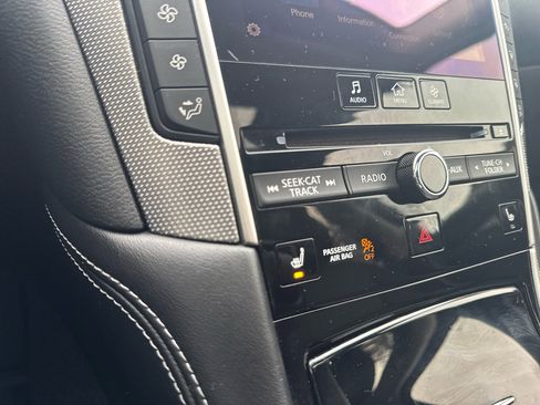 Used 2015 INFINITI Q50 Premium w/ Navigation Package image 31