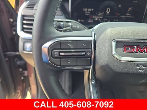 Used 2026 GMC Acadia Elevation w/ Elevation Premium Package AWD/4WD image 72