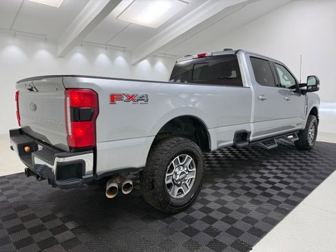 Used 2023 Ford F250 Lariat w/ FX4 Off-Road Package AWD/4WD image 7