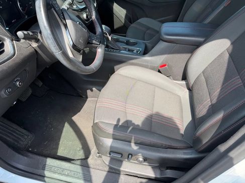 Used 2024 Chevrolet Equinox RS FWD image 5