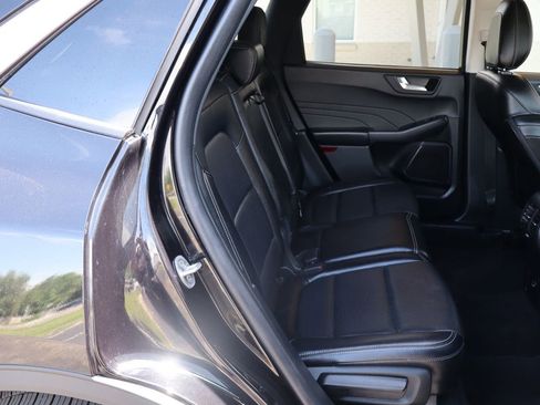 Used 2022 Ford Escape SEL image 21