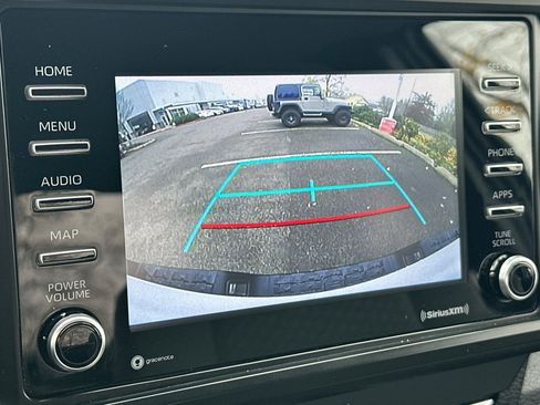 Used 2022 Toyota Tacoma SR image 17