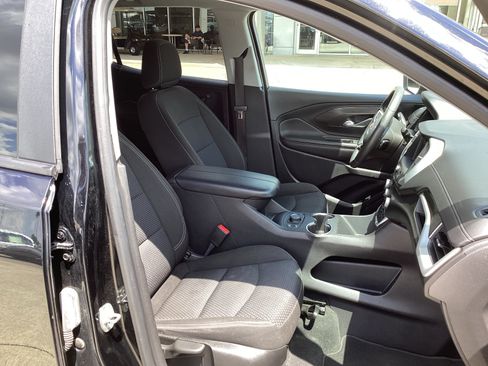 Used 2022 GMC Terrain SLE w/ Driver Convenience Package AWD/4WD image 10