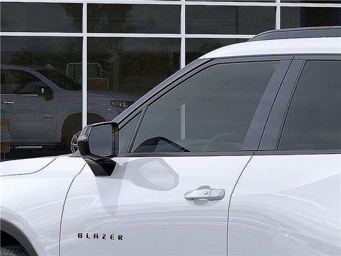 New 2026 Chevrolet Blazer LT w/ Sound & Technology Package image 12