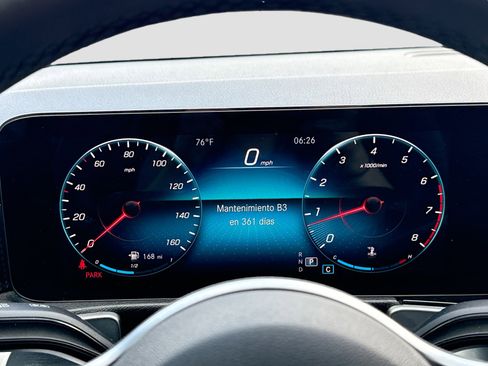 Used 2022 Mercedes-Benz GLB 250 image 38