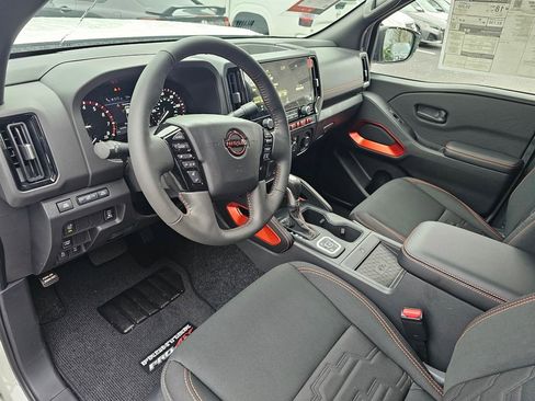 New 2026 Nissan Frontier PRO-4X w/ Pro-4x Convenience Package image 19