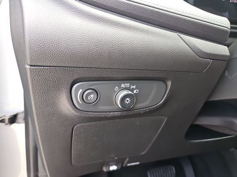 Used 2025 Buick Encore GX Preferred FWD image 17