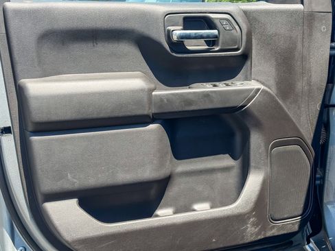 Used 2023 Chevrolet Silverado 1500 Custom AWD/4WD image 18