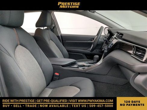 Used 2020 Toyota Camry LE image 36