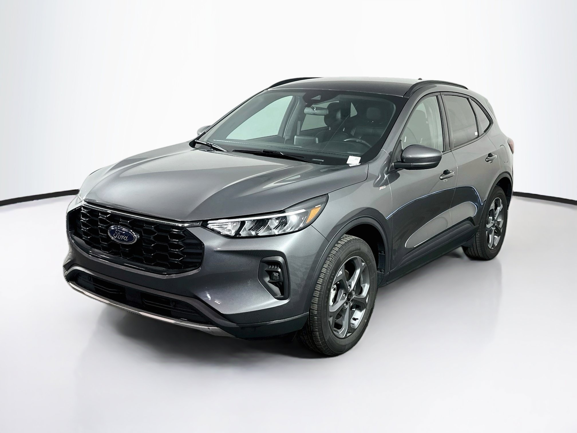 Used 2025 Ford Escape ST-Line Select AWD/4WD image 3